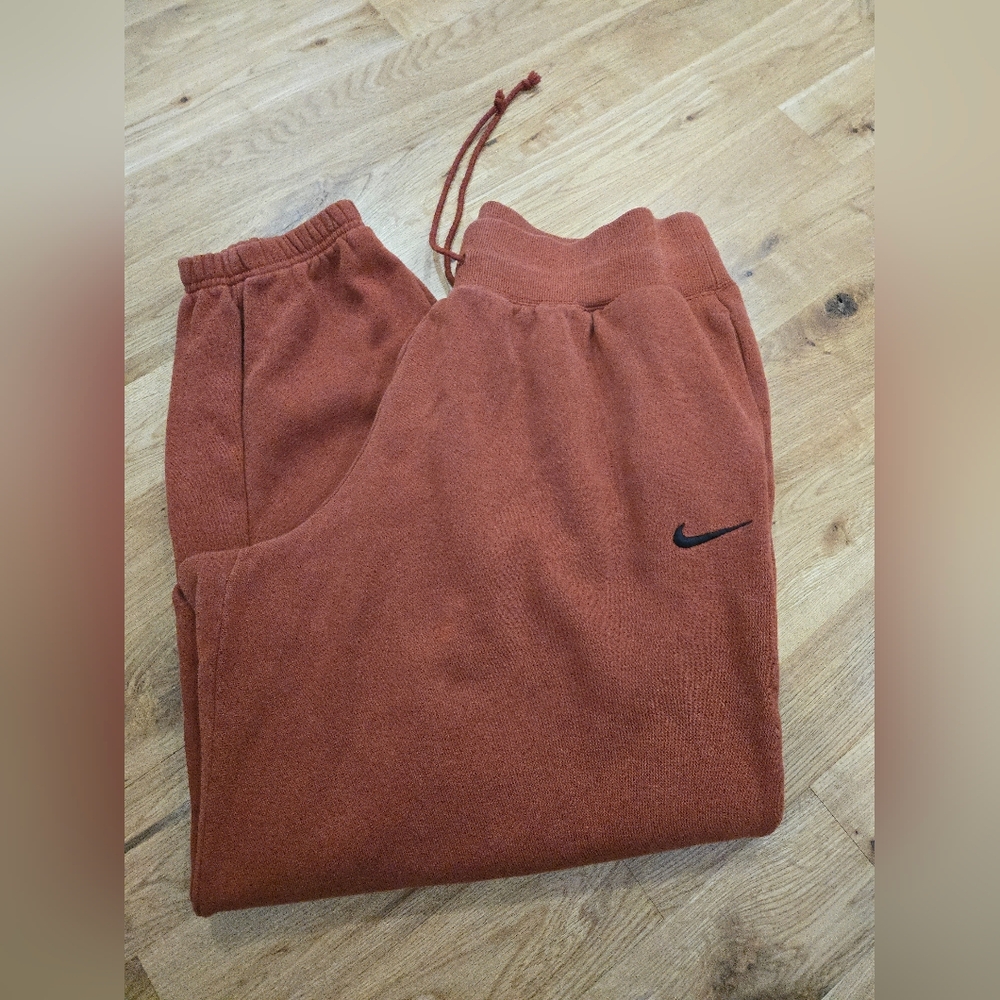 Womens Nike Joggers XL
